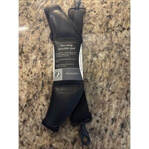 Briggs & Riley Travelware Flex Wing Leather Shoulder Pad / Strap Bags / Luggage